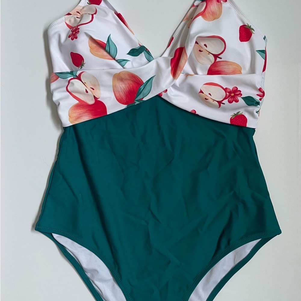 Cupshe Amani Apple One Piece Swimsuit